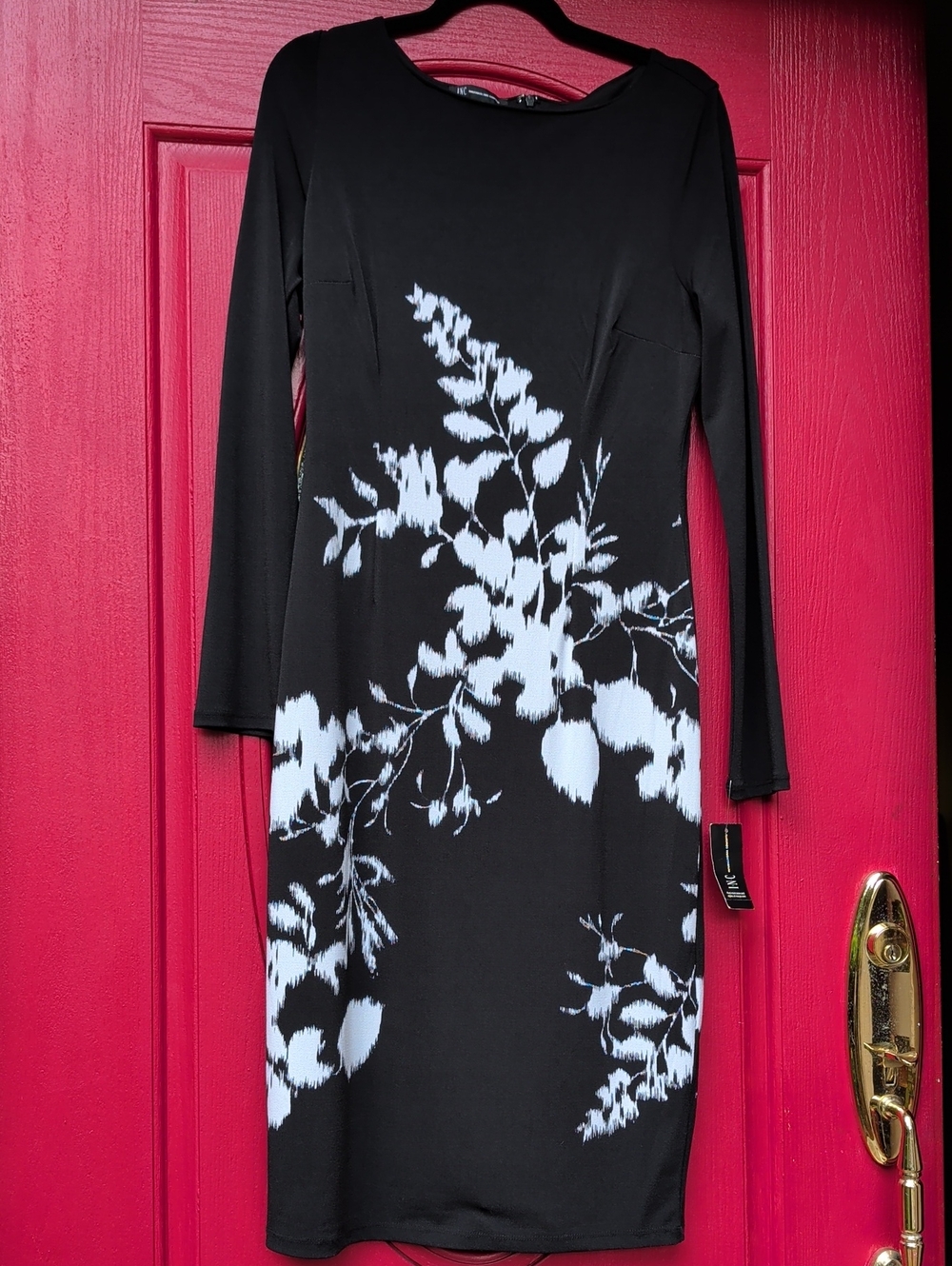 NWT- INC Black & White Medi Long Sleeve Sheath Dress